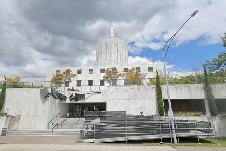 Oregon Governor Kotek Denounces Attack on SAIF CEO, Calls for Public's Help in Investigation