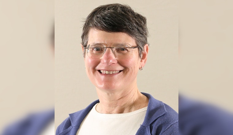 Oregon Treasurer Steiner Criticizes Federal Tariff Policy, Citing Financial Strain on Families and Businesses