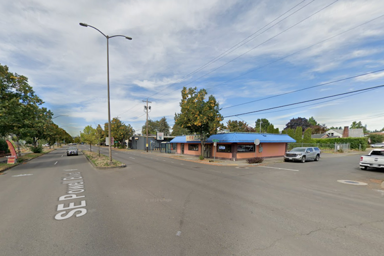 Pedestrian Fatally Struck by Motorcycle in Southeast Portland, Police Seek Witnesses