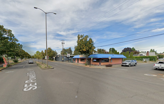 Pedestrian Fatally Struck by Motorcycle in Southeast Portland, Police Seek Witnesses