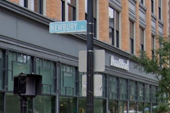 Pennsylvania Teen Charged with Making Bomb Threat at Boston's Newbury Street Store