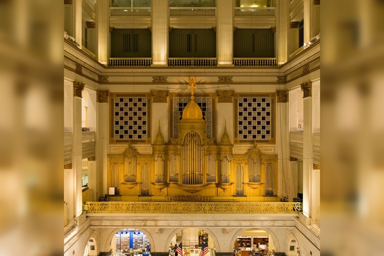 Philadelphia Bids Adieu to Macy's with Wanamaker Organ's Majestic