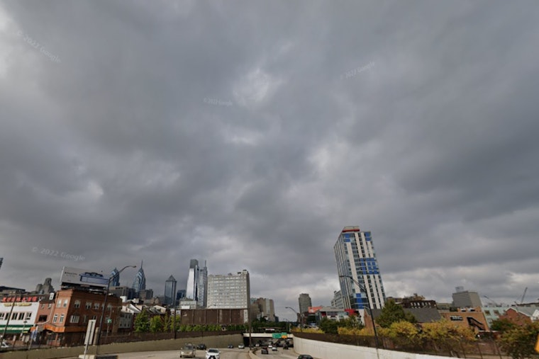 Philadelphia Braces for Unsettled Weather with Showers and Temperature Swings Forecasted by NWS