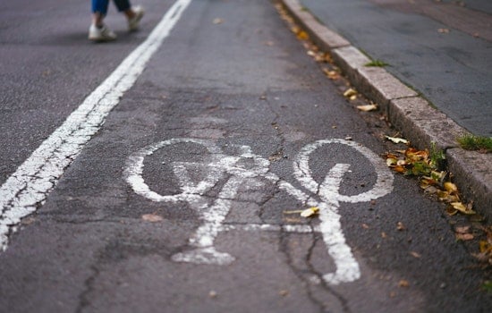 Phoenix Cyclist Fatally Struck in Double Hit-and-Run, Police Seek Second Driver