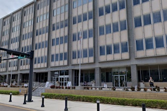 Pinellas County Seeks Engaged Citizens for Public Library Cooperative Board Position
