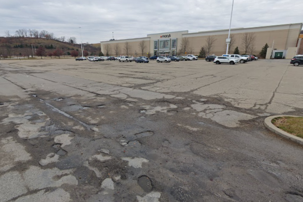 Pittsburgh Mills Mall Parking Troubles Persist, Namdar Realty Under Scrutiny by Allegheny County DA