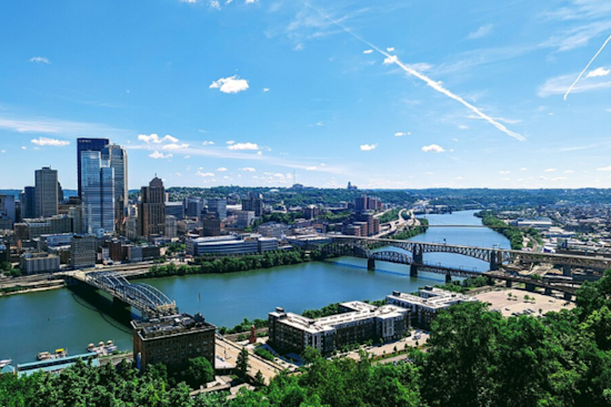 Pittsburgh's Weather Whiplash: Sunny Spots, Rain, and Snow Showers in Week's Forecast