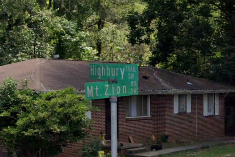 Police Investigate Shooting in Southwest Atlanta, 24-Year-Old in Critical Condition