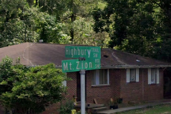 Police Investigate Shooting in Southwest Atlanta, 24-Year-Old in Critical Condition