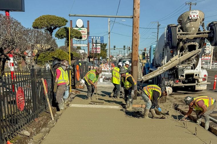 Portland's NE/SE 82nd Avenue Set for Construction Overhaul, Commuters Advised to Heed Detours and Lane Closures