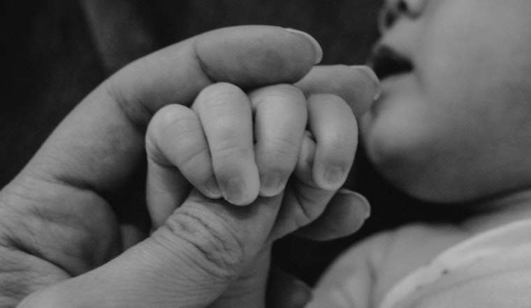 Public Fury Erupts as Grieving TV Star Brooklyn Larsen Pressured by Baby Brand to Return $1,700 Bassinet After Infant's Death