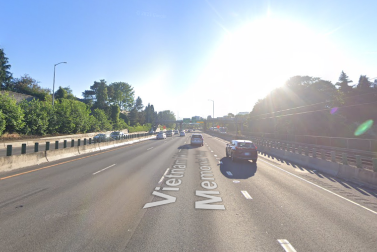 Public Health Advisory for Willamette River Following 3,300-Gallon Sewage Spill on I-84 in Portland