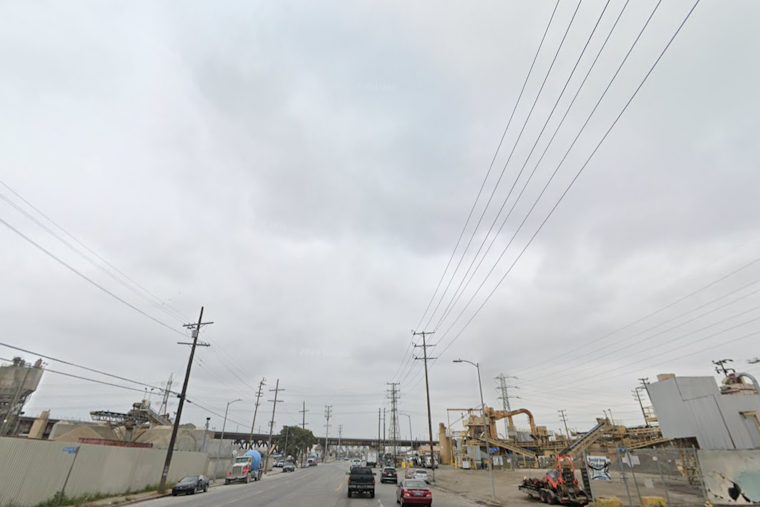Rainy Start to the Week in Los Angeles with Clearer Skies Ahead