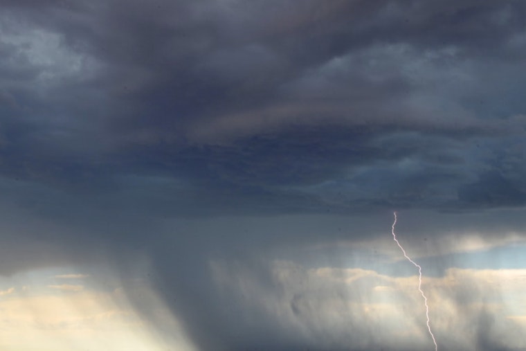 Raleigh and Central North Carolina Brace for Strong Winds as Severe Storms Prompt Advisory