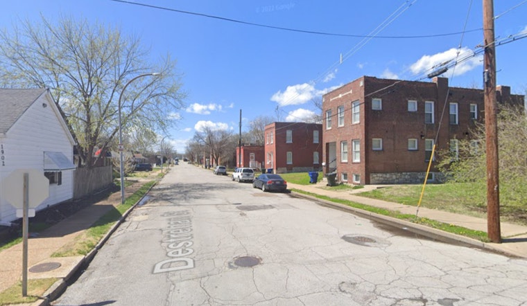 Resident Shoots Alleged Home Invader in Hyde Park, Suspect at Large