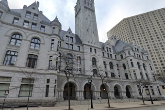 River Hills Man Sentenced to 21 Months for Healthcare Kickback Scheme in Milwaukee
