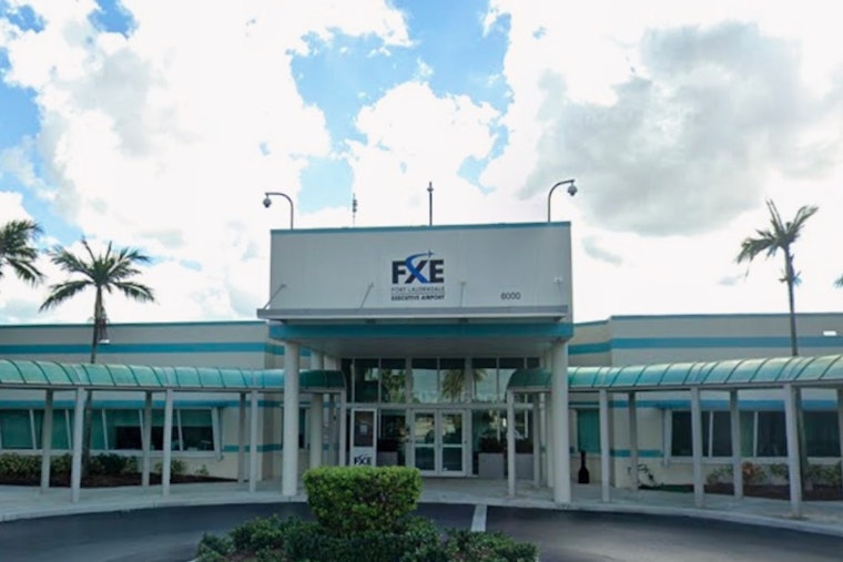 Runway Reopened at Fort Lauderdale Airport After Plane's Landing Gear Collapse