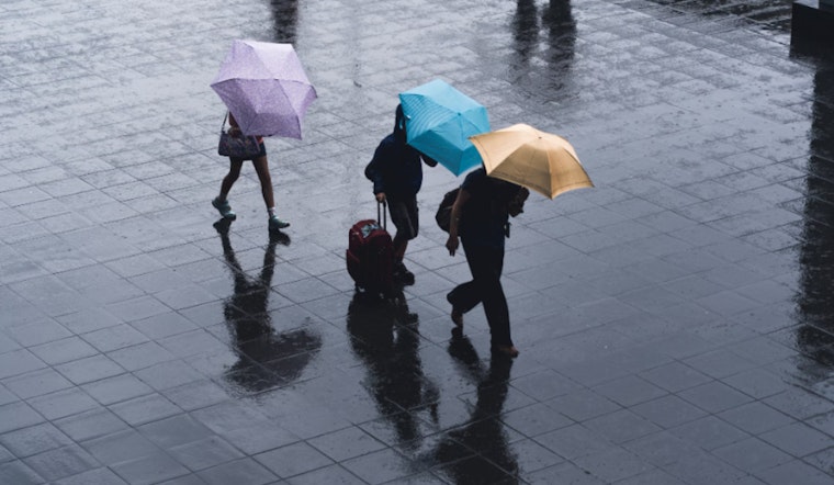 Sacramento Hit by Storm: NWS Issues Advisories for Rain, Snow, and Travel Disruptions