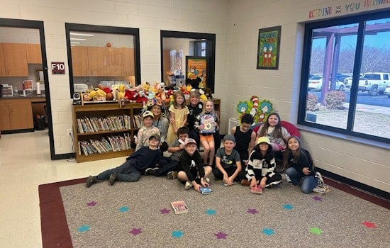 Savannah Officer Engages Young Minds During Read Across America Week at Northside Elementary