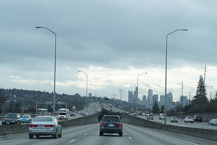 Seattle Braces for Persistent Rain with High Chance of Showers Throughout the Week