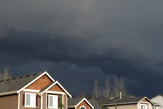 Seattle Braces for Rain and Thunderstorms, NWS Advises Wet Week Ahead