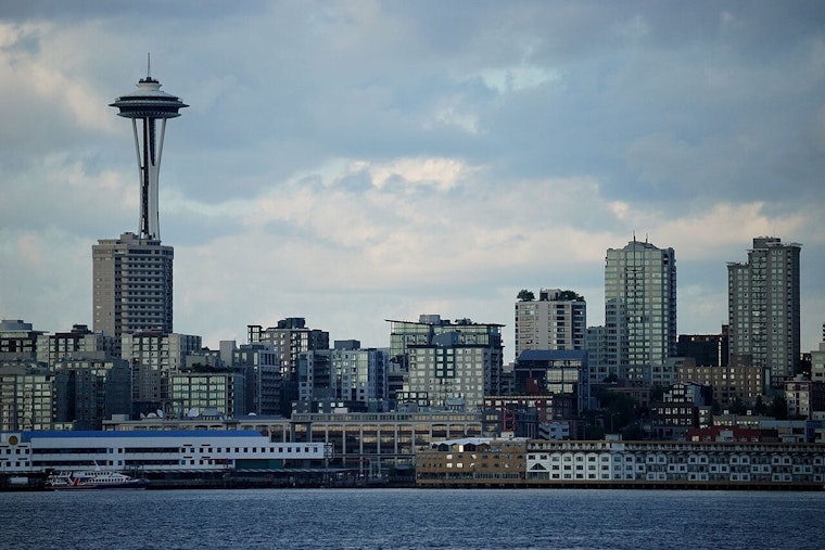 Seattle Braces for Rain-Soaked Days Ahead with Thunderstorms Possible, NWS Warns