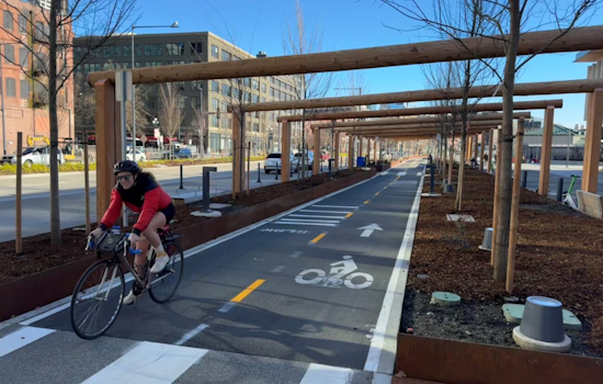 Seattle Celebrates New Protected Bike Lanes Linking Pioneer Square and Belltown