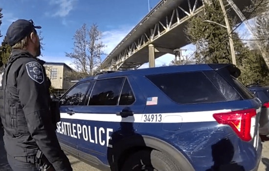 Seattle Police and Washington State Patrol Heroically Avert Tragedy on Ship Canal Bridge