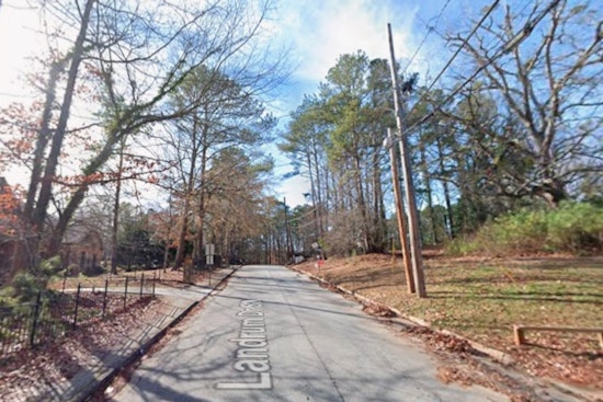 Security Guard Wounded in Shooting During Car Theft Attempt in Atlanta as Police Seek Suspects
