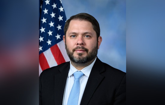 Senator Gallego Proposes $30 Million Urban Heat Island Mitigation Bill in Arizona