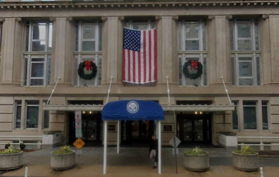 Senator Wyden Battles VA Over Ditched Contracts Endangering Veteran Healthcare Nationwide