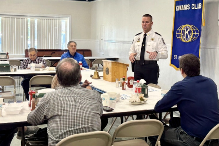 St. Bernard Sheriff's Special Investigations Head Engages Community at Kiwanis Club Meeting