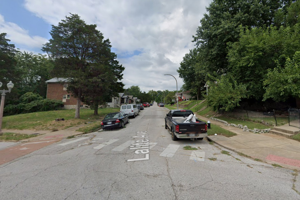 St. Louis Community Mourns as Police Investigate Fatal Shooting in