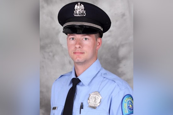 St. Louis Officer Nathan Spiess Receives Honorary Escort and Community Support as He Leaves Hospital After Traumatic Injury