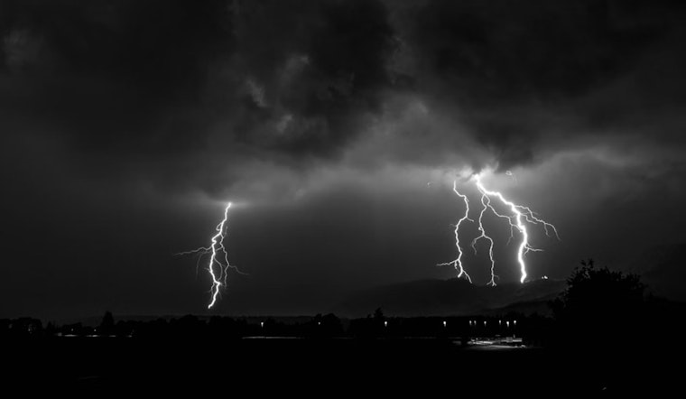 St. Louis on Alert as NWS Issues Wind Advisory and Severe Thunderstorm Warnings with Tornadoes and High Winds Expected