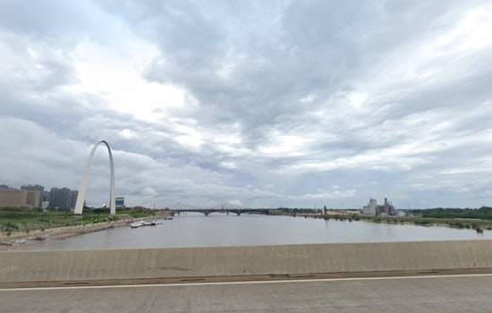 St. Louis Wakes Up to Light Snowfall with Warmer, Sunny Days Ahead, According to National Weather Service