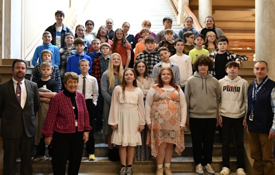 State Sen. Jean Leising Engages Young Minds with Visit to Everton Elementary Students at Statehouse