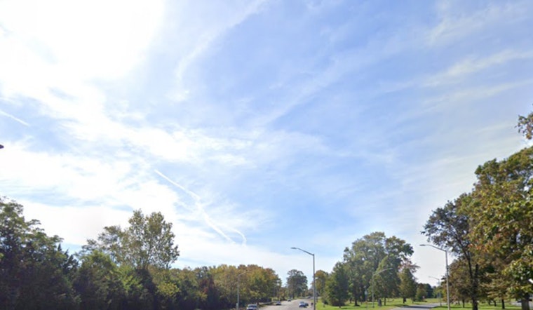 Sunny Skies and Mild Temperatures Greet New Yorkers with Predicted April Showers by Weekend