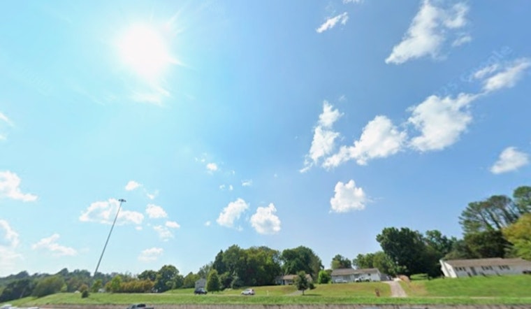 Sunny Skies and Warmer Temperatures Ahead for Knoxville with Potential Showers by Week's End