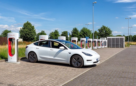 Surge in Vandalism Targets Teslas in Chicago and Nationwide Amidst Protests Against Elon Musk