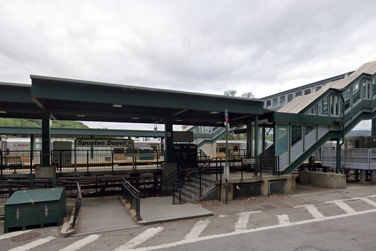 Suspect Sought for Assault on Elderly Man with Traffic Cone at Bronx's Spuyten Duyvil Station