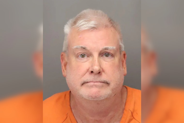 Tampa Dentist Sentenced to Two Years for Transmitting Threats to Public Figures and Out-of-State Election Official