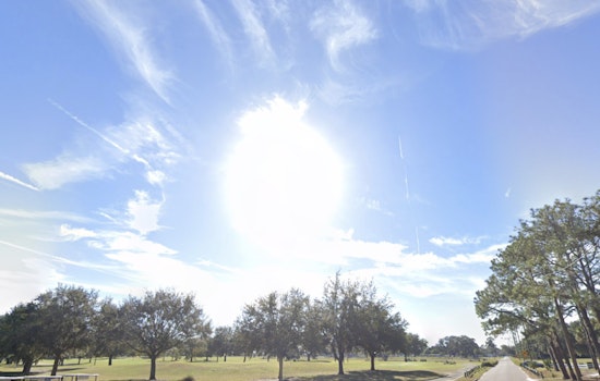 Tampa Welcomes Comfortable Temperatures and Clear Skies with Potential Weekend Showers, NWS Reports