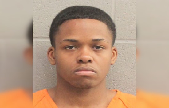 Teen Arrested Following High-Speed Chase in Stolen Vehicle in Harris County