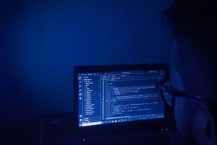 Tennessee Governor Bill Lee Bans AI Platforms Manus and DeepSeek Over Data Security Concerns