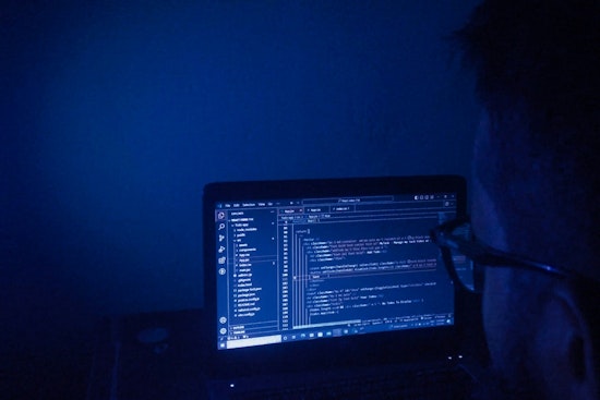 Tennessee Governor Bill Lee Bans AI Platforms Manus and DeepSeek Over Data Security Concerns