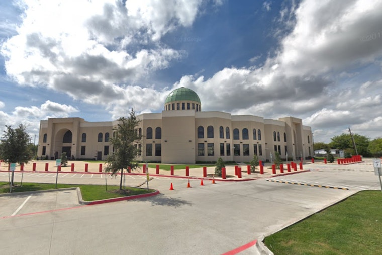 Texas Governor Greg Abbott Directs Regulatory Crackdown on East Plano Islamic Center for Unlicensed Funeral Operations