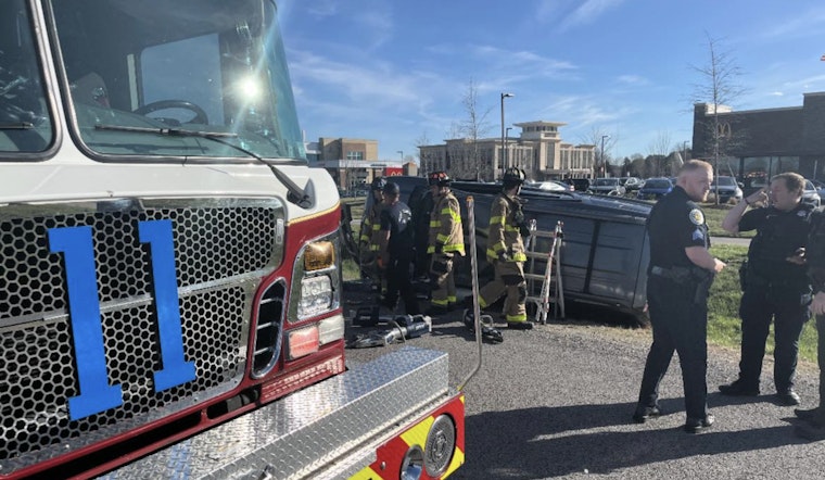 Three Injured in Rollover Accident on Veterans Parkway in Murfreesboro, Emergency Crews Respond