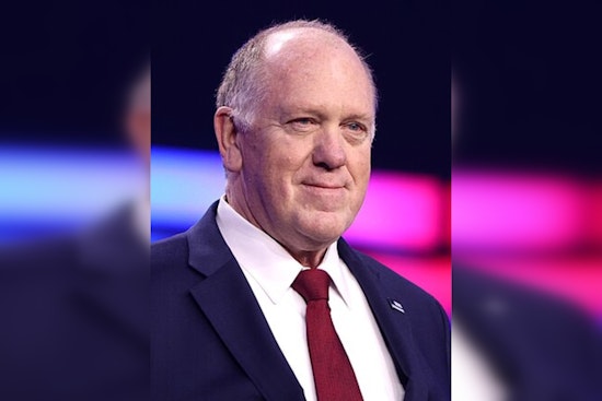 Trump's Border Czar Tom Homan Challenges New York's Immigration Policies in Albany Visit