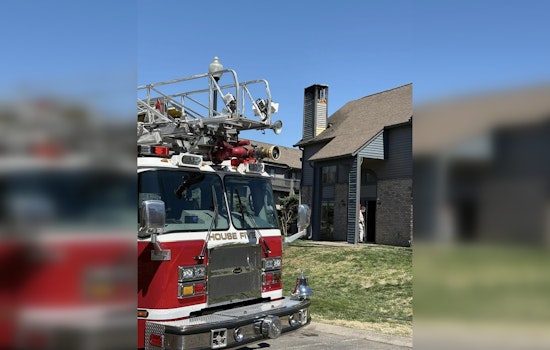 Two Hendersonville Families Displaced, No Injuries in Swift Apartment Complex Fire Response